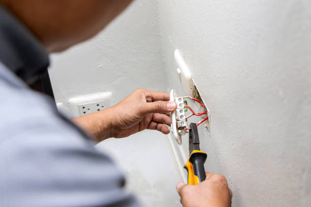Electrical Outlet Repair in Nevada, MO